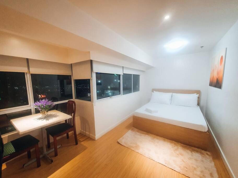 Bgc Taguig Cozy 2 Bedroom Loft, With Stunning Bgc Skyline View! Manila Exterior foto